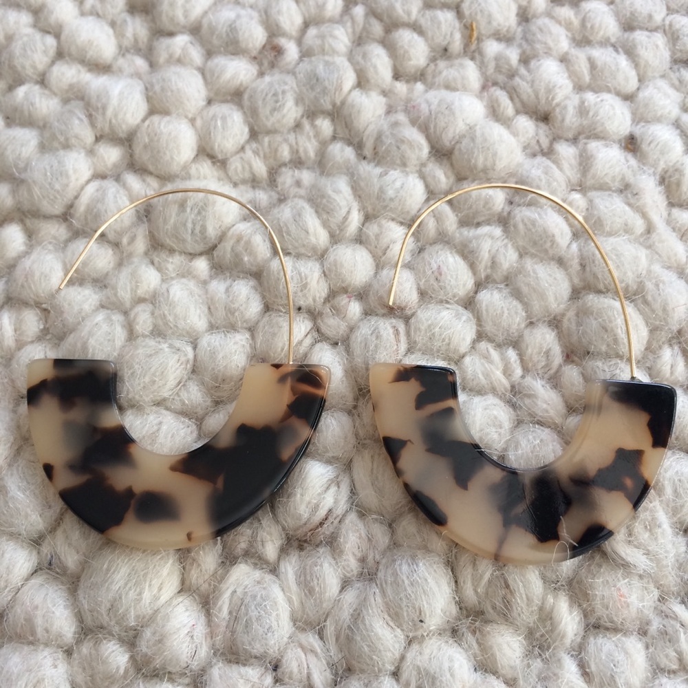 Acrylic Hook Drop Earrings - Picture 4 of 4